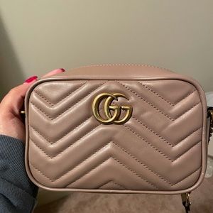 Gucci marmont mini leather quilt bag. In excellent condition!